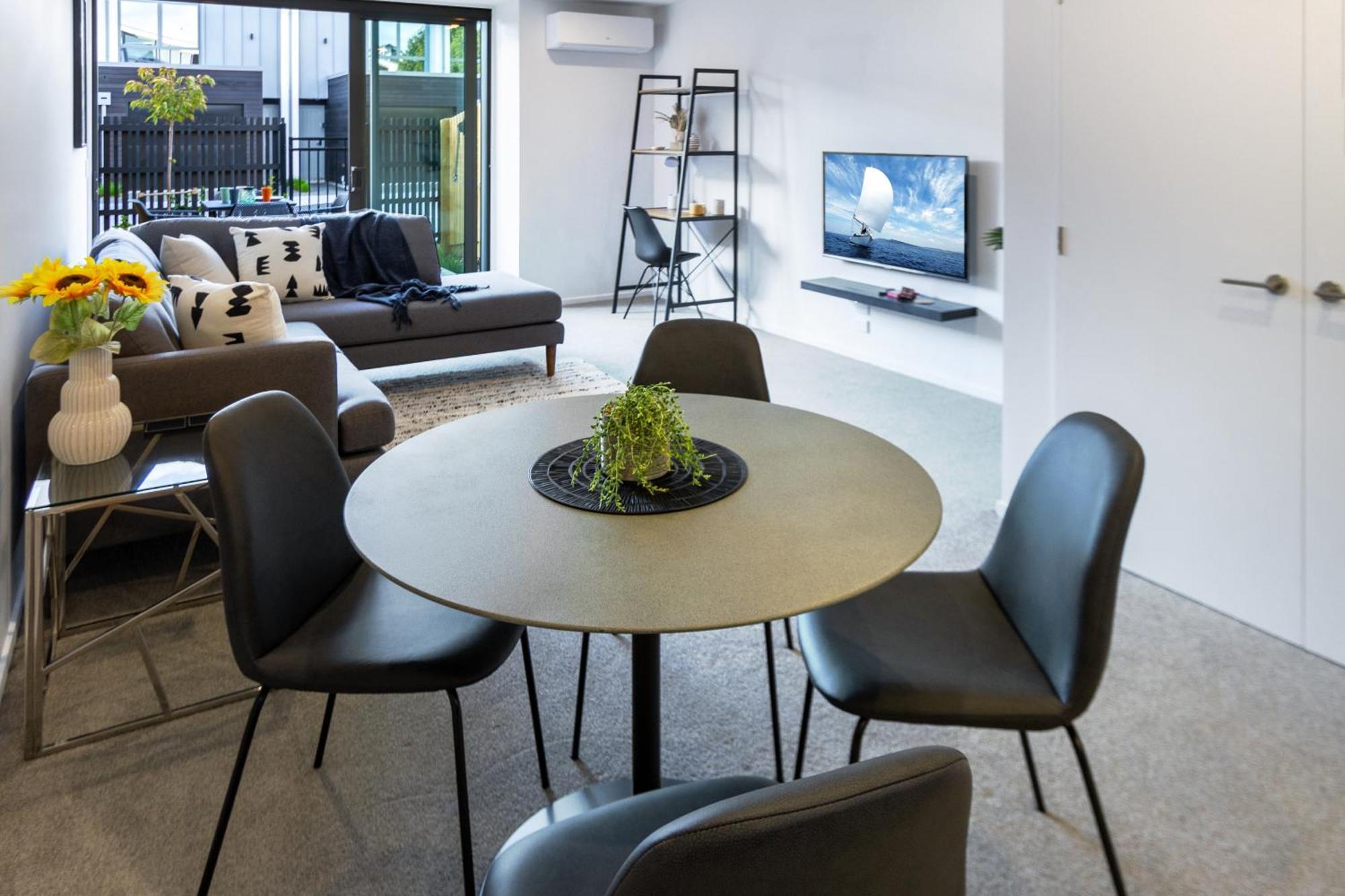 City Lights Retreat With Carpark 2 Bed 2 Bath Christchurch Exterior foto